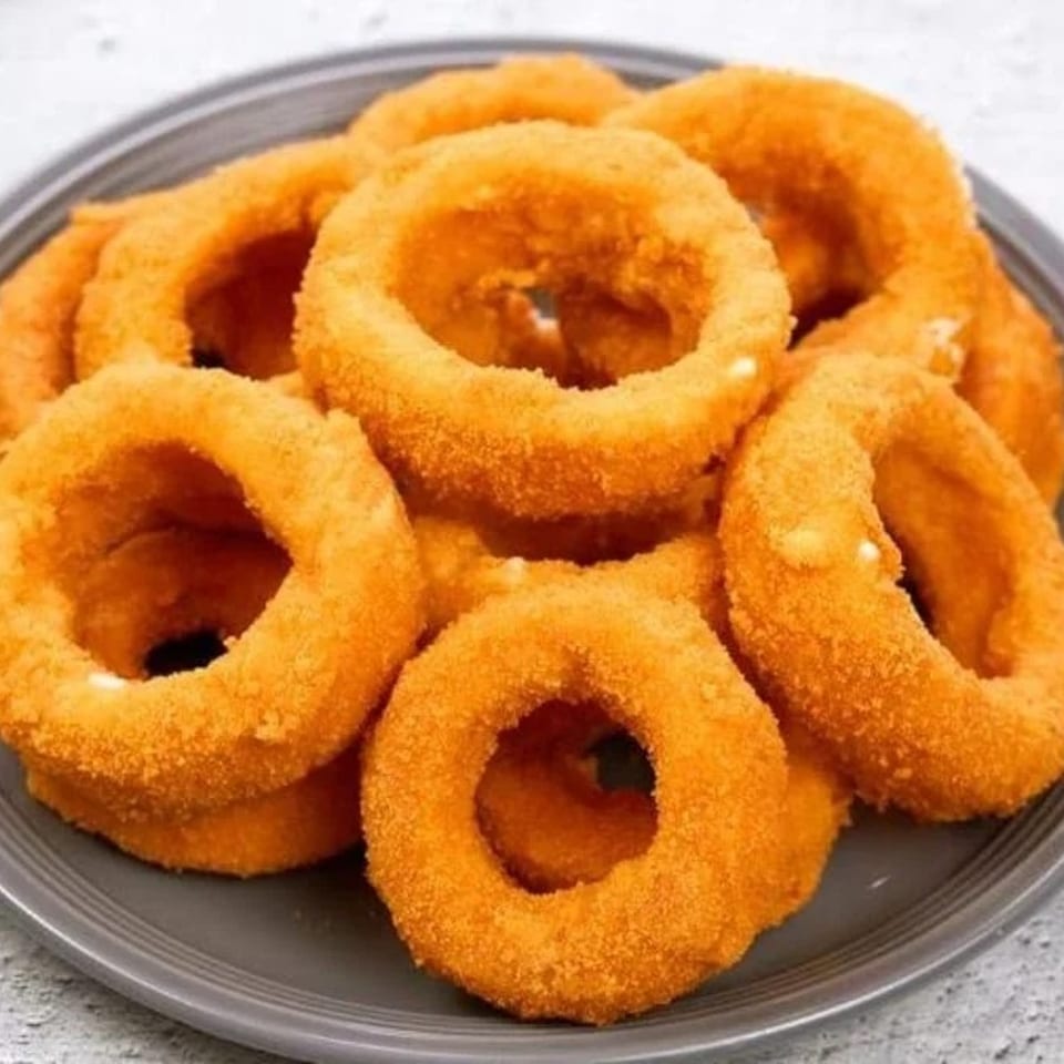Savor Our Onion Rings